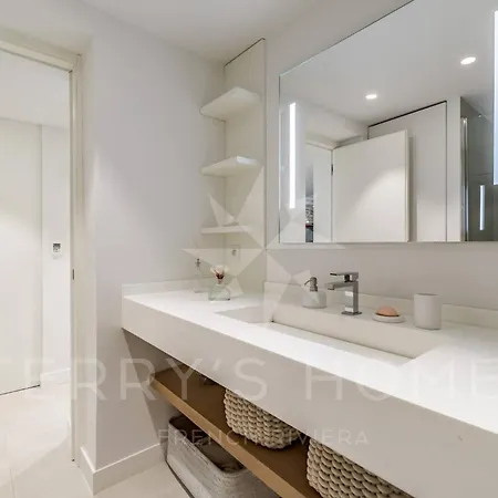 Apartment Paula By Terry's Homes Cannes